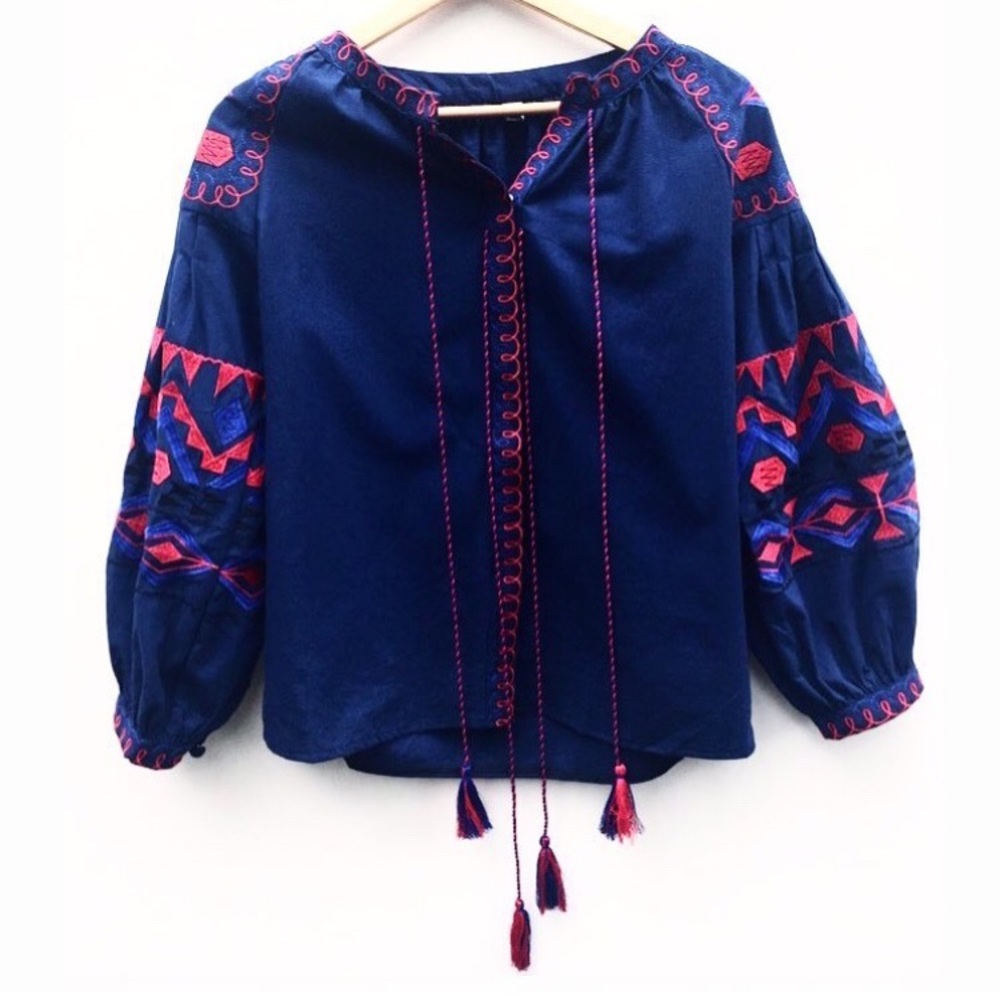 Embroidered blouse - Picture 3 of 3